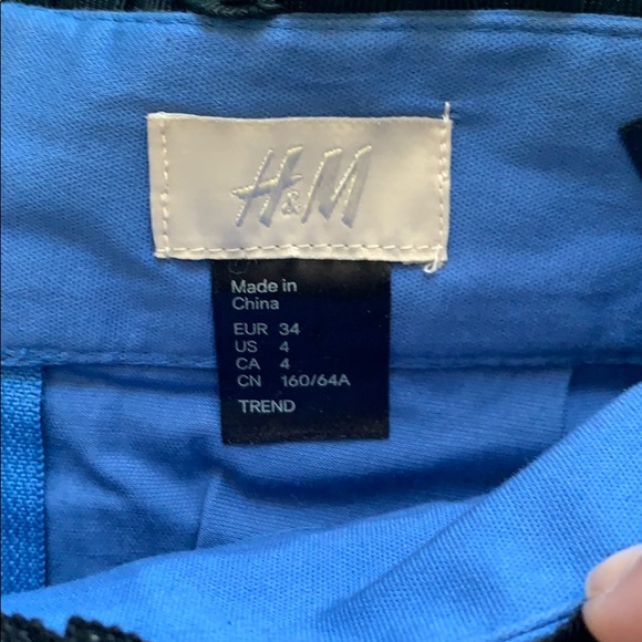 H&M Skirt - Picture 2 of 3